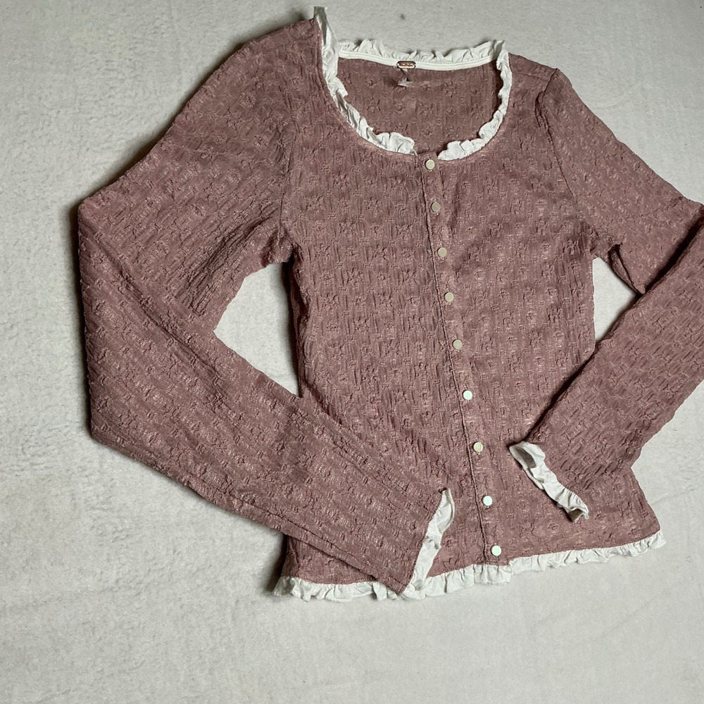 Free People Pink Textured Ruffle Cardigan Button Down Long Sleeve Top Women - Picture 2 of 10